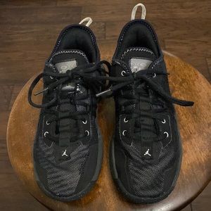 Jordan One Take 2 GS - Black Metallic Silver) - size 6.5Y